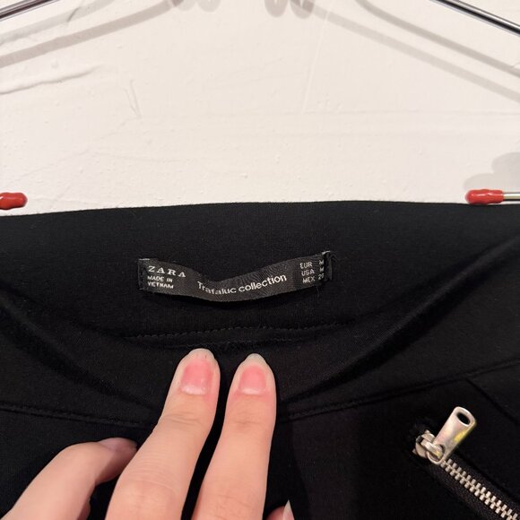 ZARA Black Leggings – Decorative Front Zippers, Thick Stretch Fabric, Size M - Picture 3 of 5